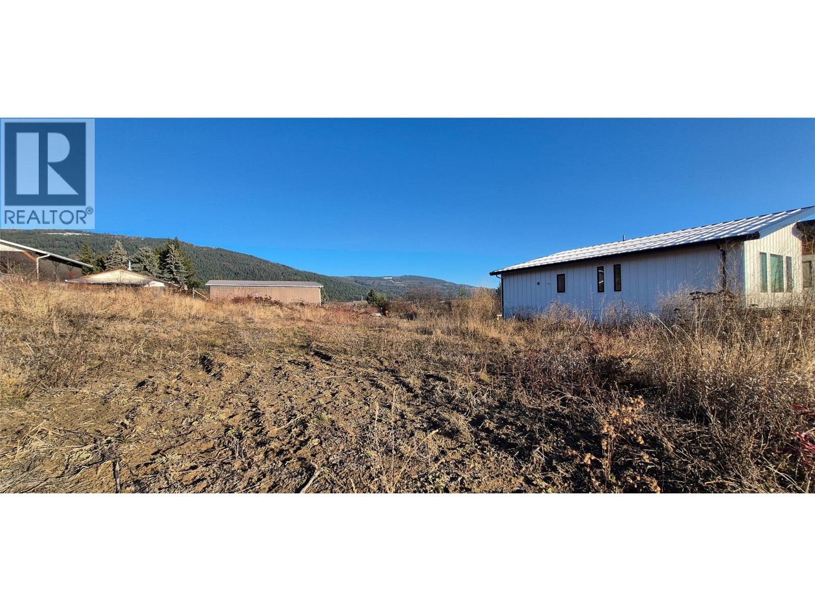 1860 35 Street Ne, Salmon Arm, British Columbia  V1E 1Z3 - Photo 8 - 10377554