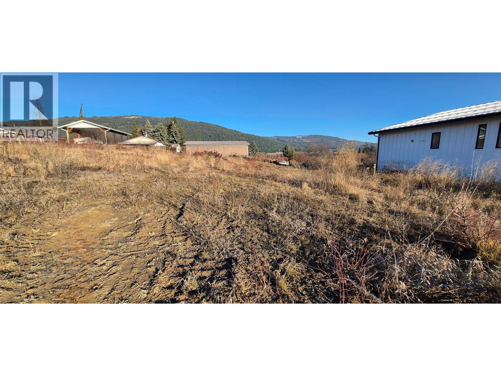 1860 35 Street Ne, Salmon Arm, British Columbia  V1E 1Z3 - Photo 9 - 10377554