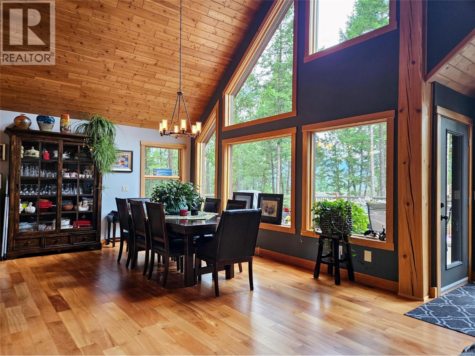 2517 Cobblestone Trail, Invermere, British Columbia  V0A 1K6 - Photo 5 - 10376767