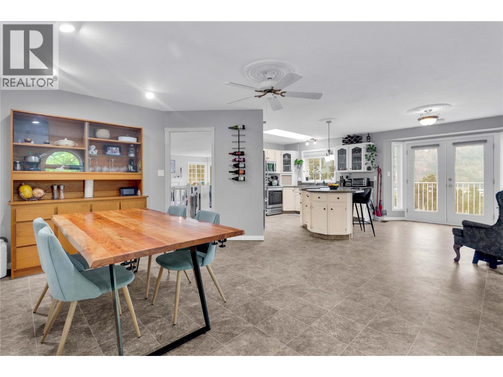 1341 Peachcliff Drive, Okanagan Falls, British Columbia  V0H 1R1 - Photo 23 - 10377836