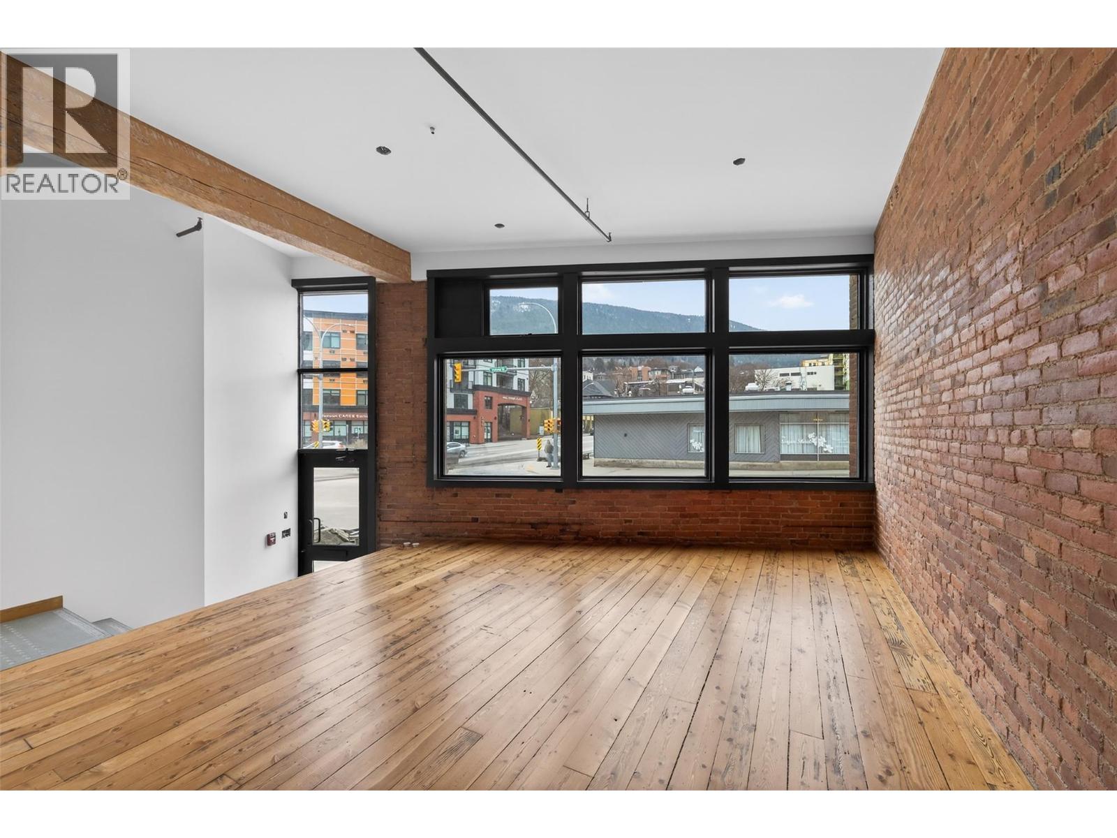 625 Front Street Unit# 106, Nelson, British Columbia  V1L 4B6 - Photo 1 - 10377560