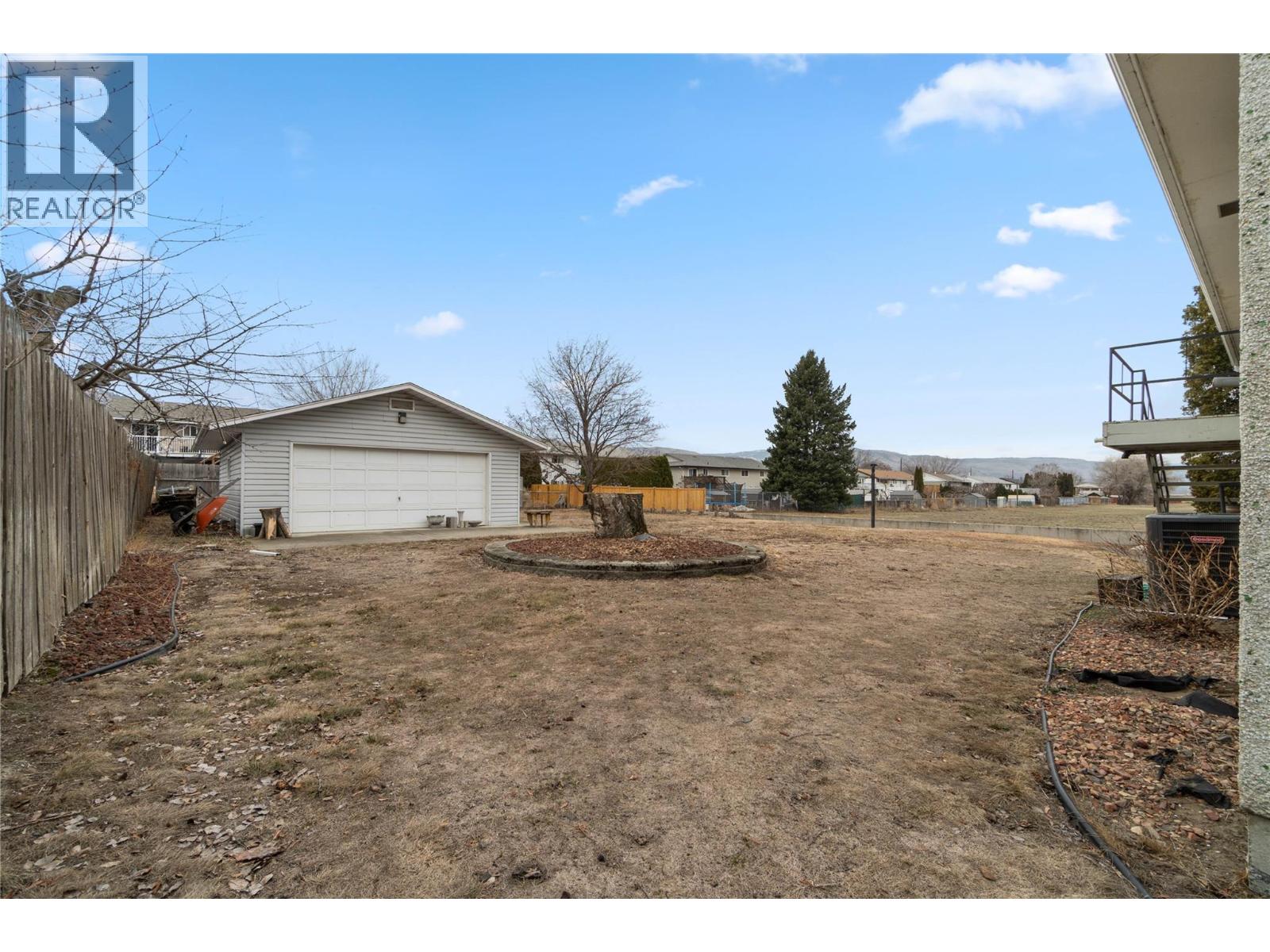 2627 Greenfield Avenue, Kamloops, British Columbia  V2B 4P9 - Photo 25 - 10377813