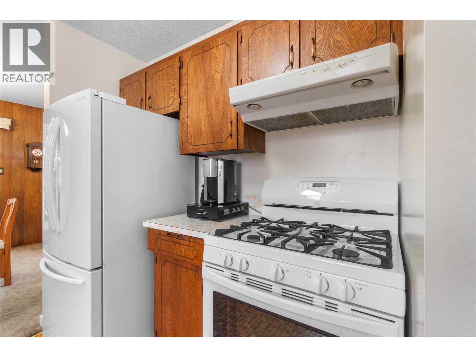 2627 Greenfield Avenue, Kamloops, British Columbia  V2B 4P9 - Photo 6 - 10377813