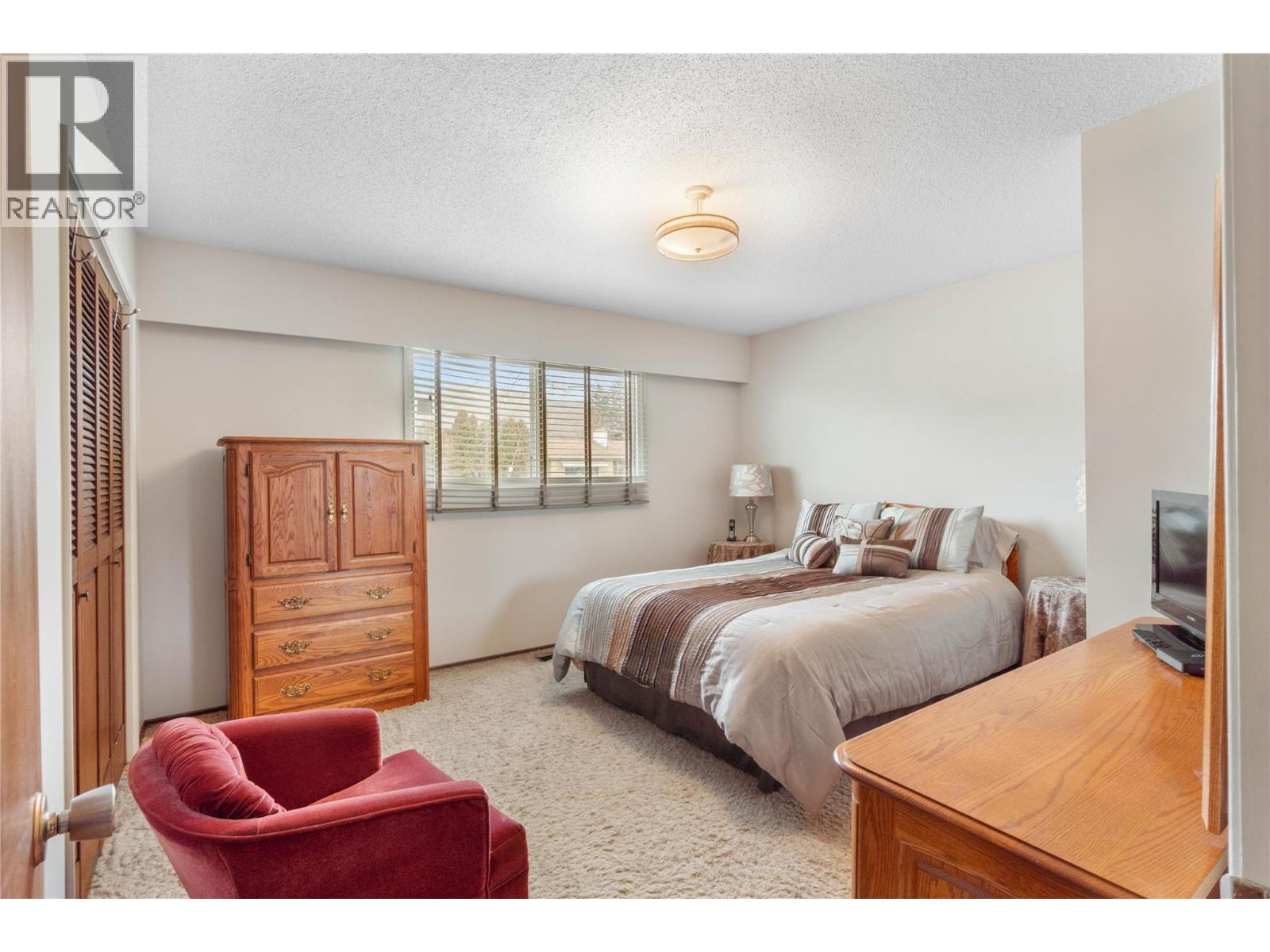 2627 Greenfield Avenue, Kamloops, British Columbia  V2B 4P9 - Photo 7 - 10377813