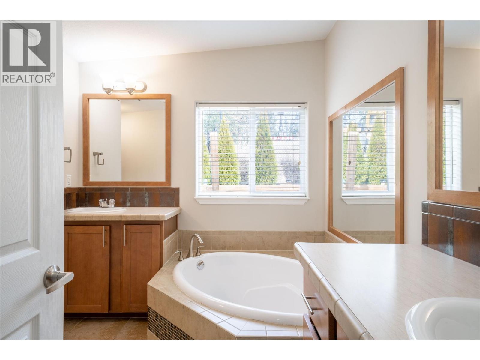 2440 Old Okanagan Highway Unit# 520, Westbank, British Columbia  V4T 3A3 - Photo 24 - 10377214