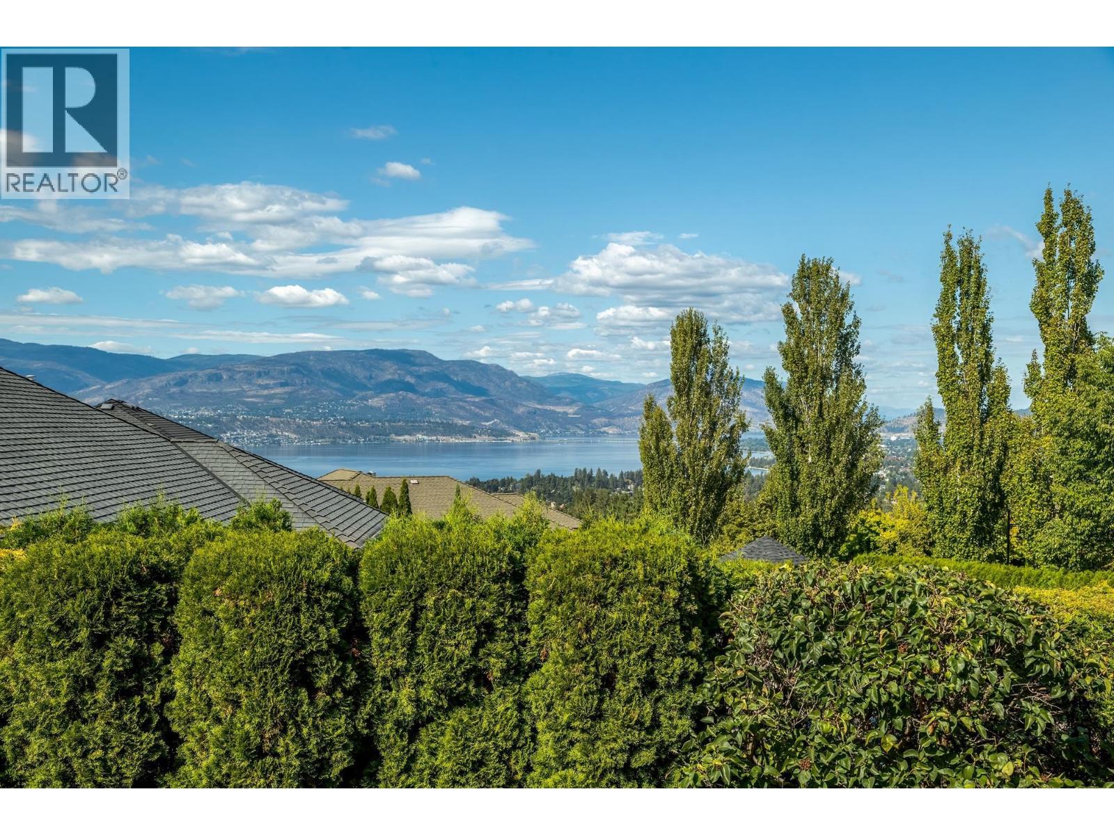698 Arbor View Drive, Kelowna, British Columbia  V1W 4Z5 - Photo 2 - 10375813