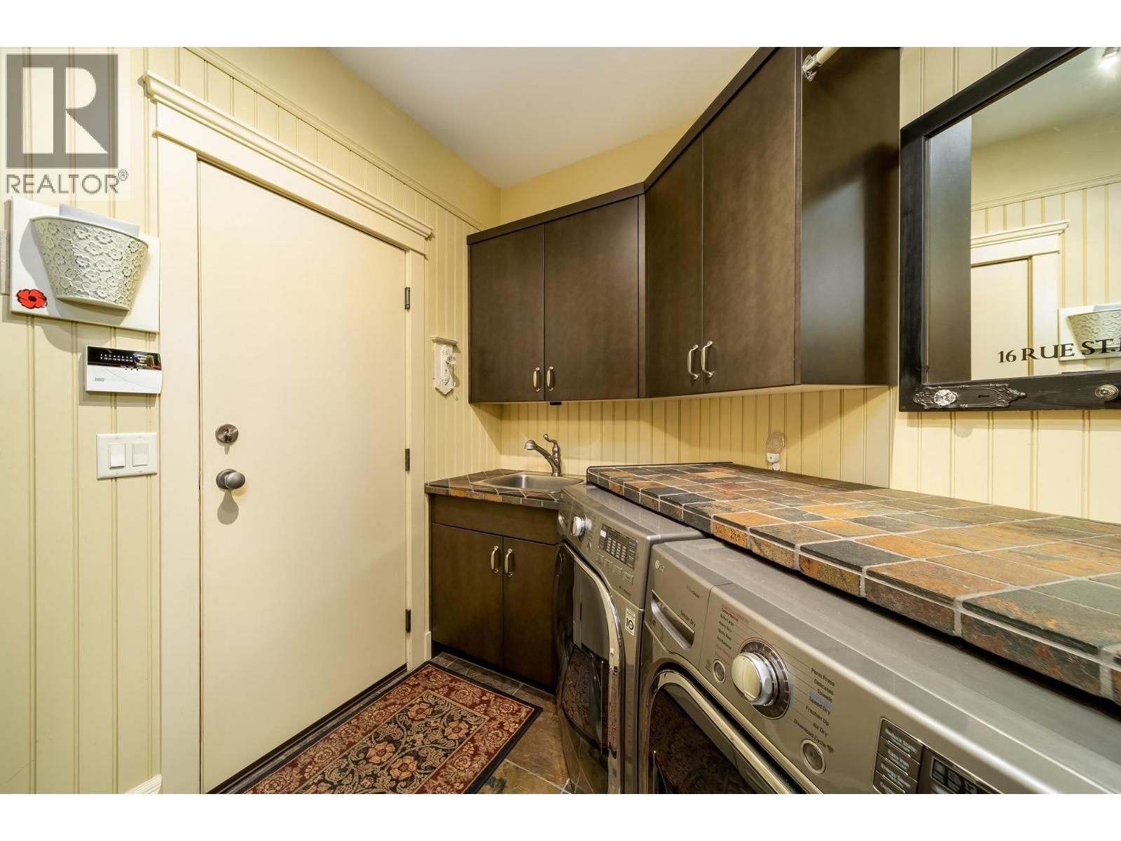 698 Arbor View Drive, Kelowna, British Columbia  V1W 4Z5 - Photo 26 - 10375813