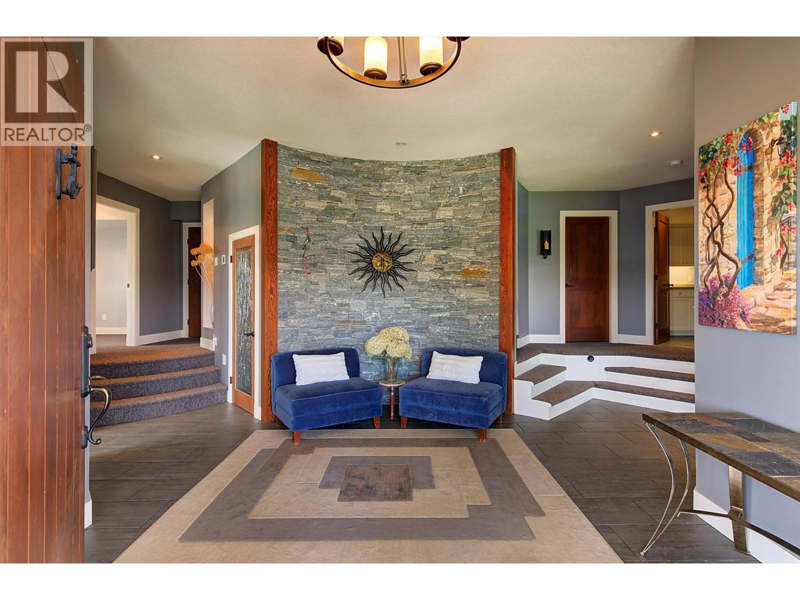 5824 Columbia Avenue, Peachland, British Columbia  V0H 1X4 - Photo 5 - 10377838