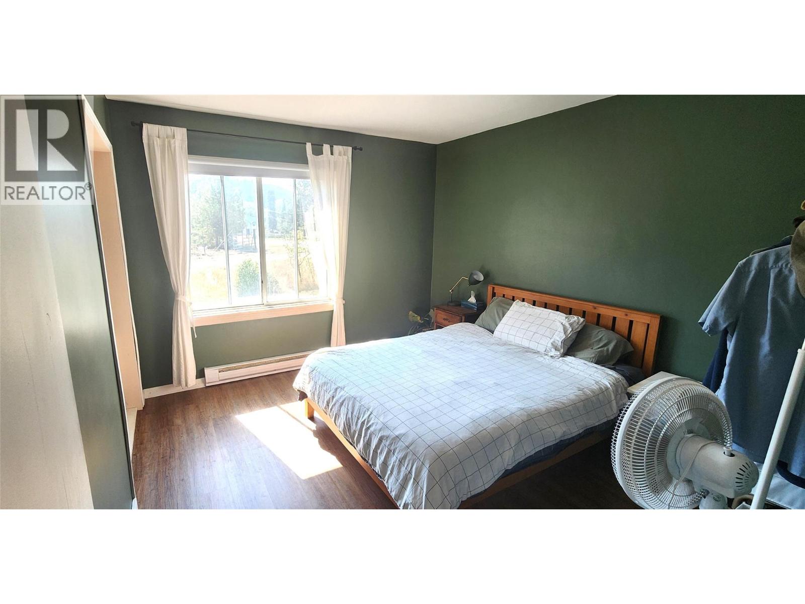 4960 Vernon Street, Grand Forks, British Columbia  V0H 1H5 - Photo 10 - 10377818