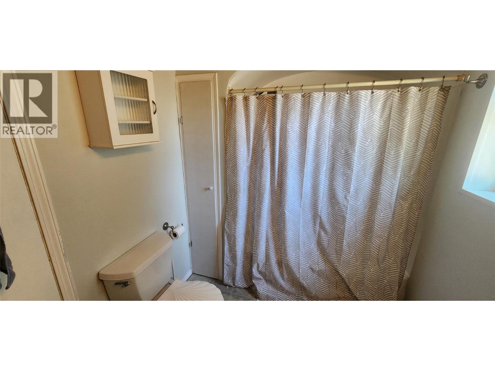 4960 Vernon Street, Grand Forks, British Columbia  V0H 1H5 - Photo 13 - 10377818