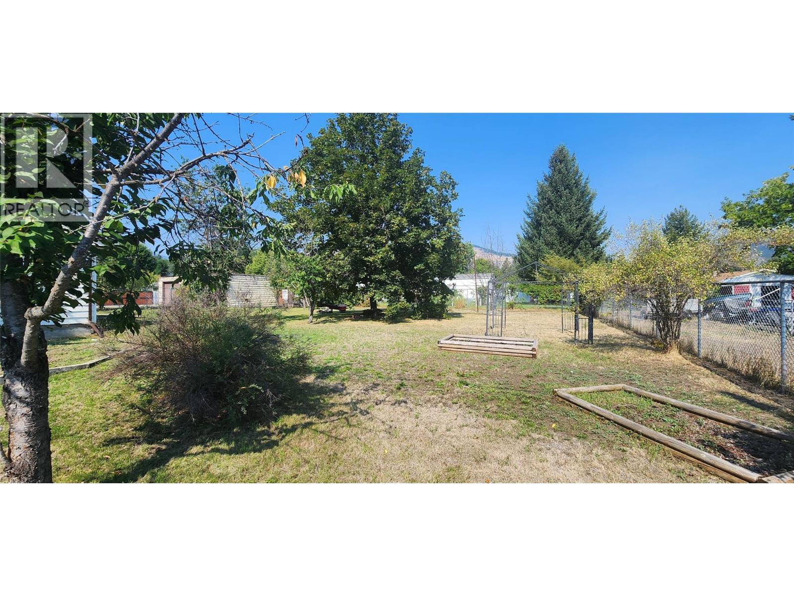 4960 Vernon Street, Grand Forks, British Columbia  V0H 1H5 - Photo 28 - 10377818