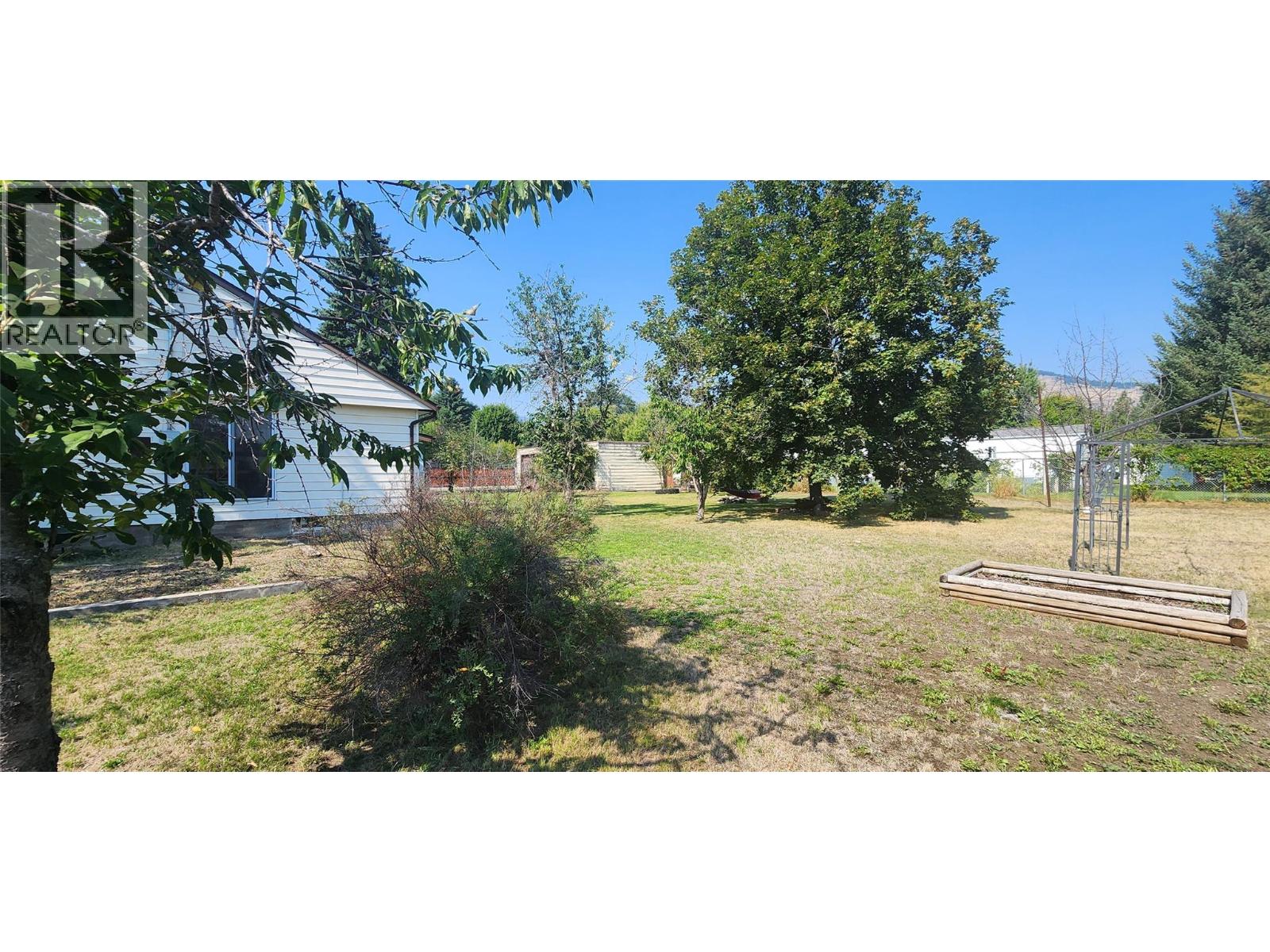 4960 Vernon Street, Grand Forks, British Columbia  V0H 1H5 - Photo 34 - 10377818