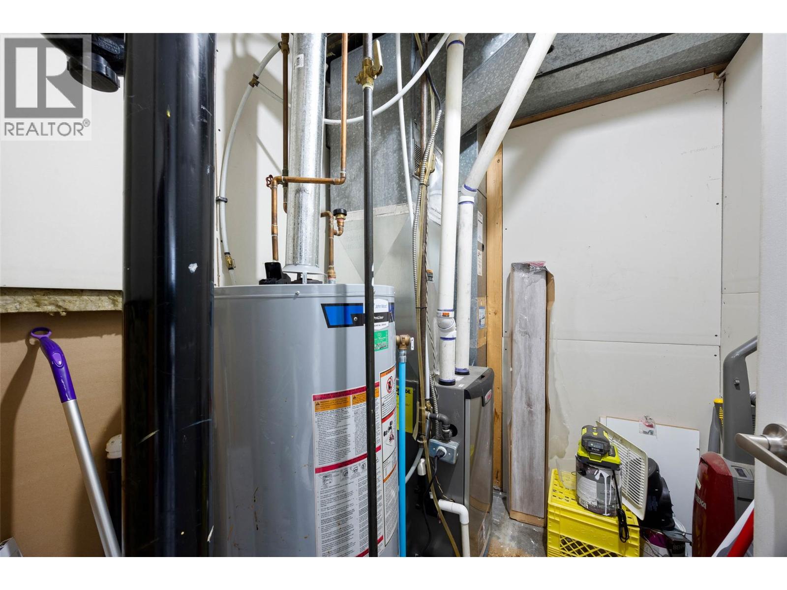 364 Waddington Drive, Kamloops, British Columbia  V2E 1M5 - Photo 26 - 10377680