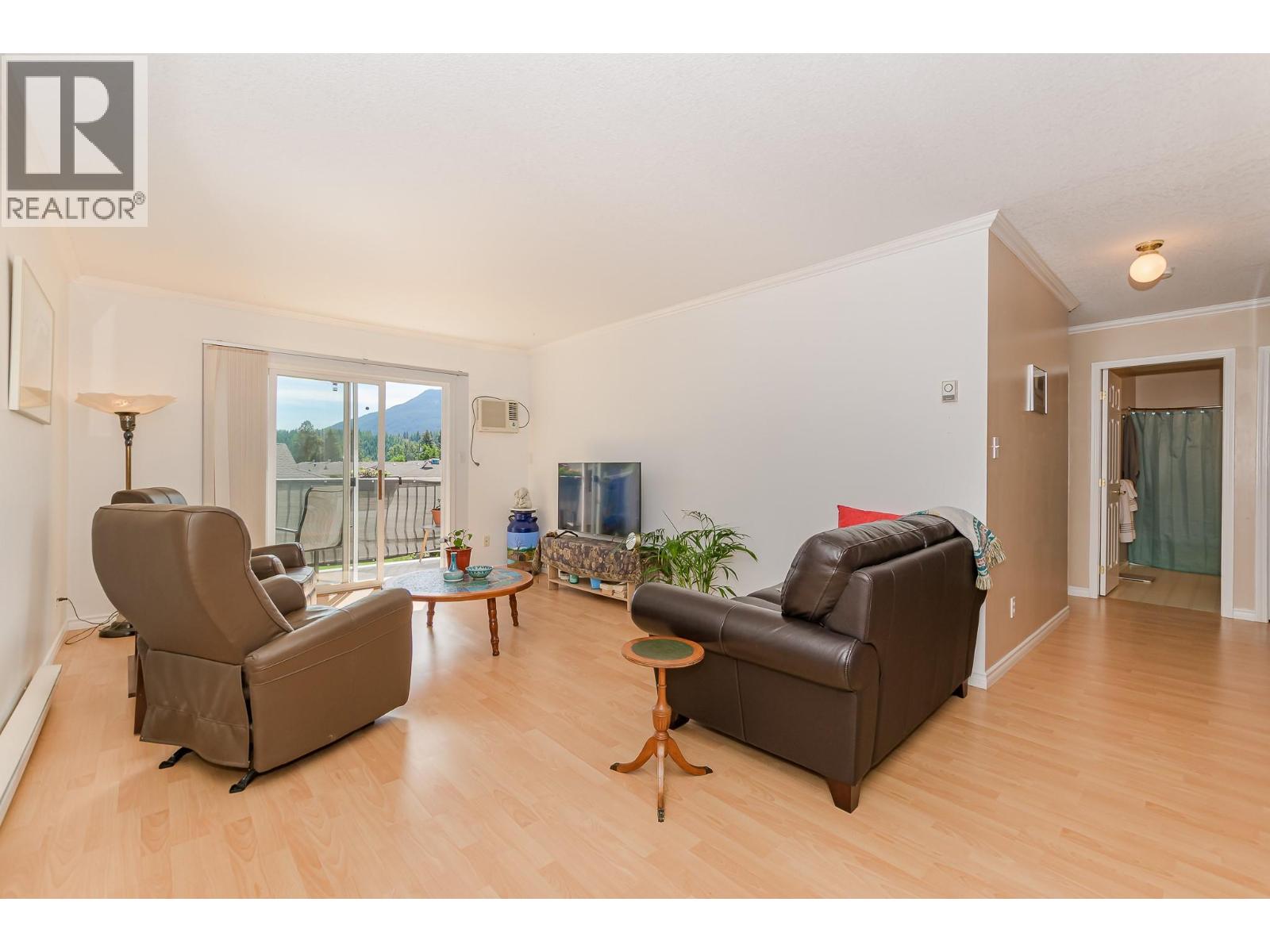 211 Kildonan Avenue Unit# 214, Enderby, British Columbia  V0E 1V2 - Photo 4 - 10377630