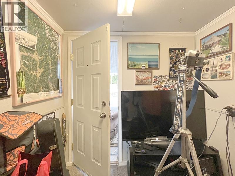 14 Pluto Drive, Kamloops, British Columbia  V2B 1A7 - Photo 10 - 10377759