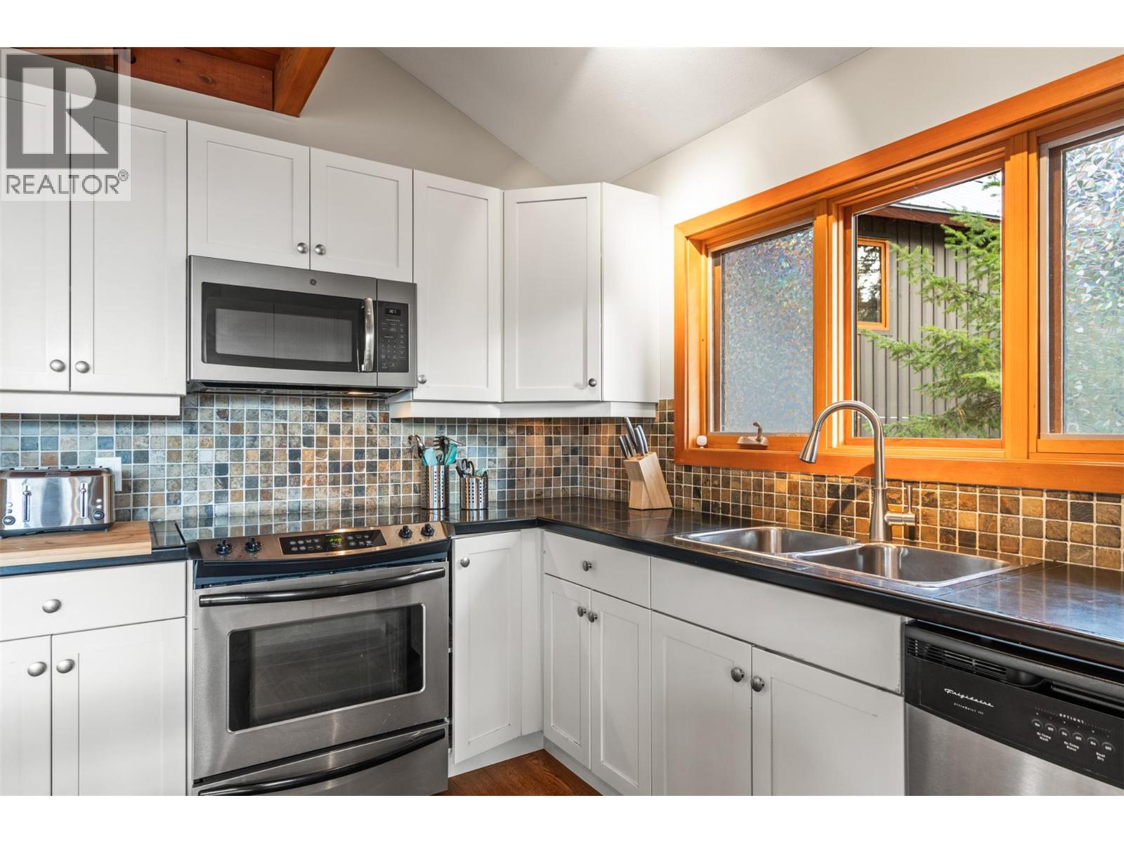 9845 Eastside Road Unit# 57, Vernon, British Columbia  V1H 1Z2 - Photo 11 - 10376531