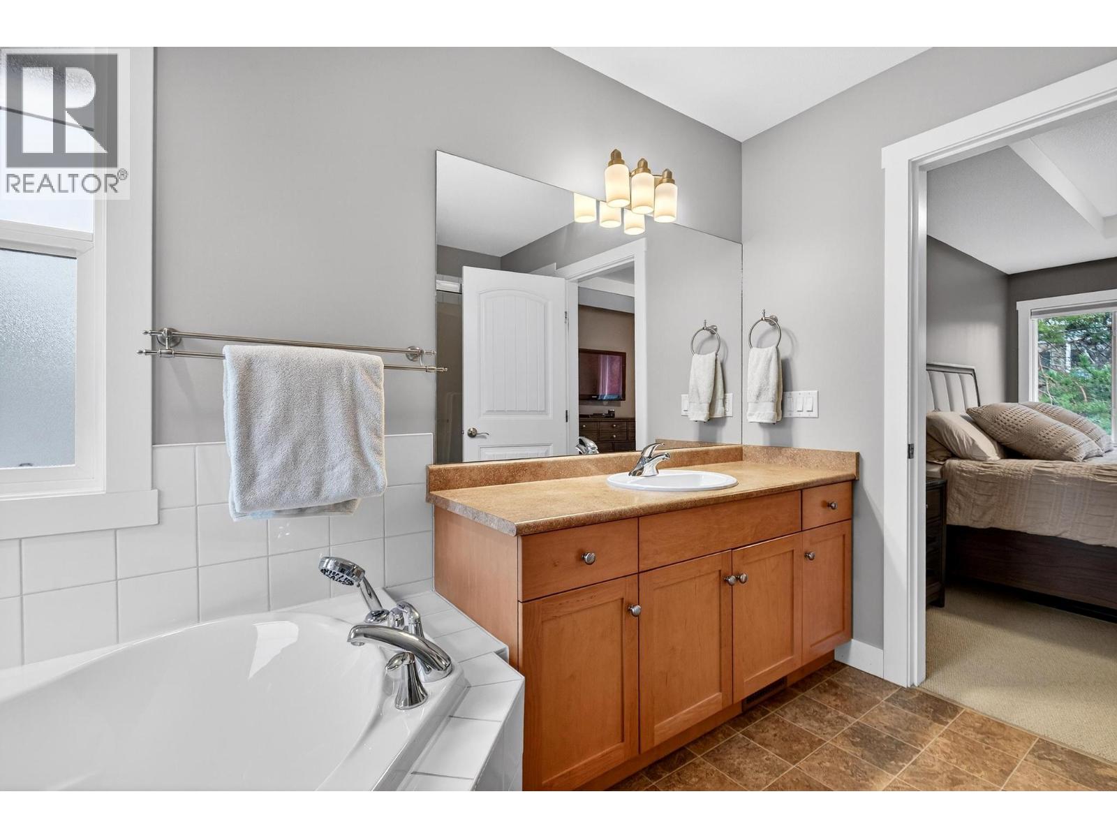 3293 Broadview Road Unit# 44, West Kelowna, British Columbia  V4T 3C8 - Photo 25 - 10377541