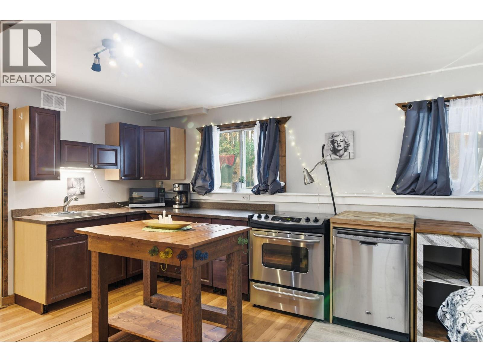 1734 Lynrick Road, Kelowna, British Columbia  V1P 1E9 - Photo 19 - 10377468