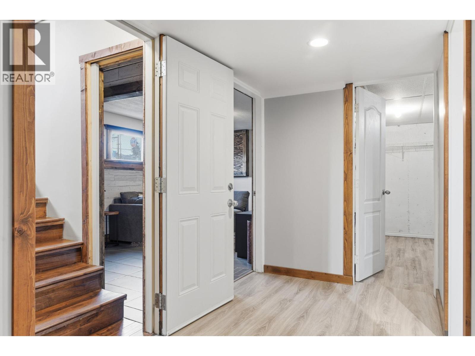 1734 Lynrick Road, Kelowna, British Columbia  V1P 1E9 - Photo 24 - 10377468