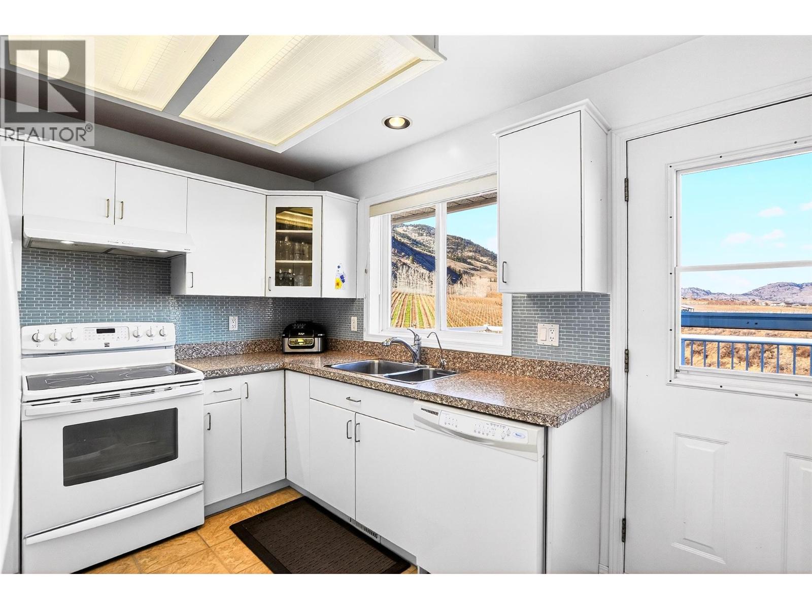 626 Ponderosa Road, Oliver, British Columbia  V0H 1T1 - Photo 14 - 10377251