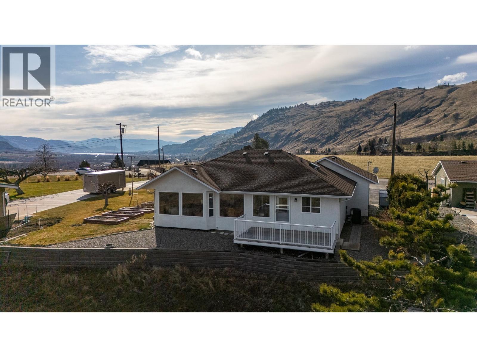 626 Ponderosa Road, Oliver, British Columbia  V0H 1T1 - Photo 2 - 10377251