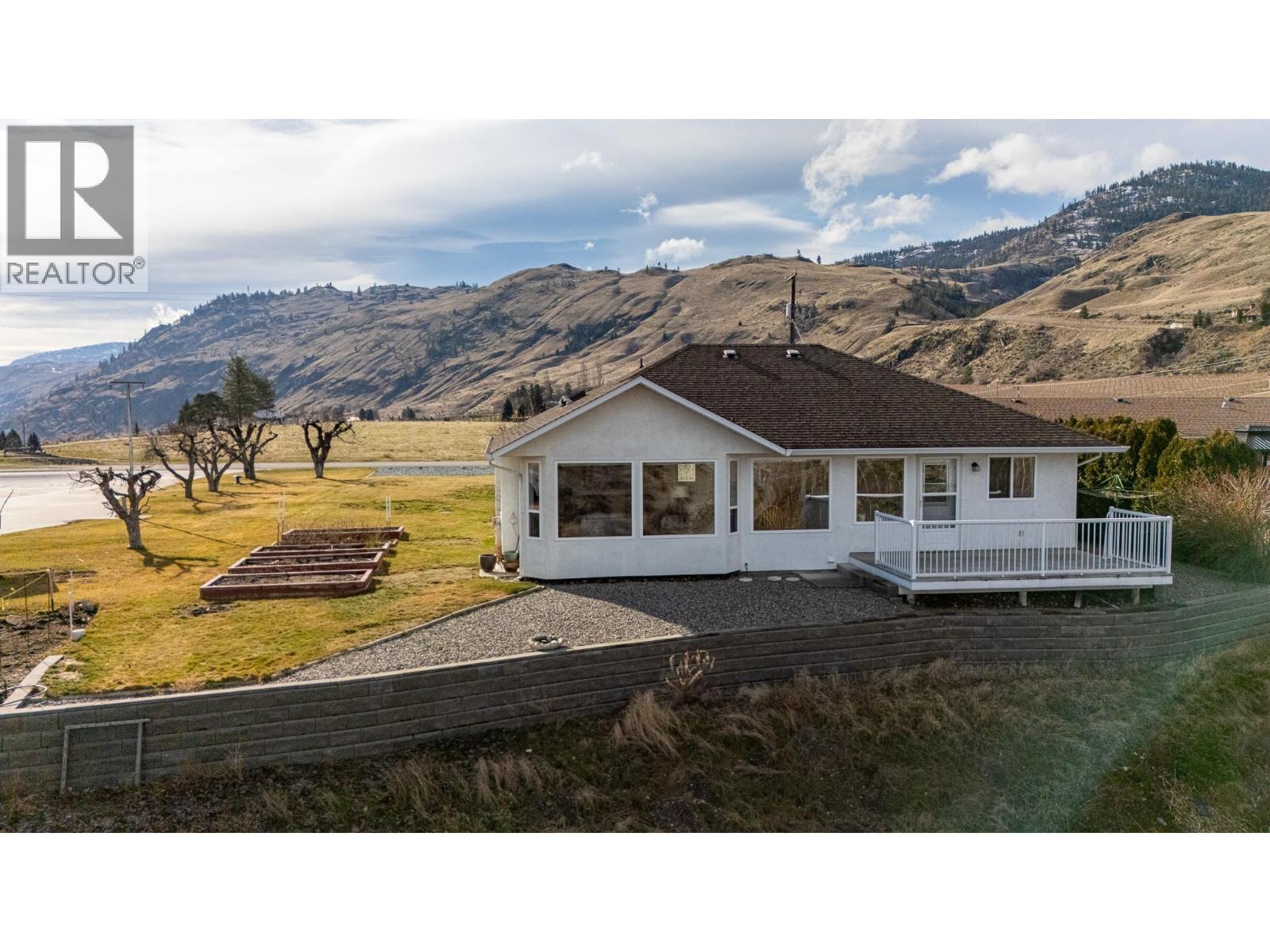 626 Ponderosa Road, Oliver, British Columbia  V0H 1T1 - Photo 3 - 10377251