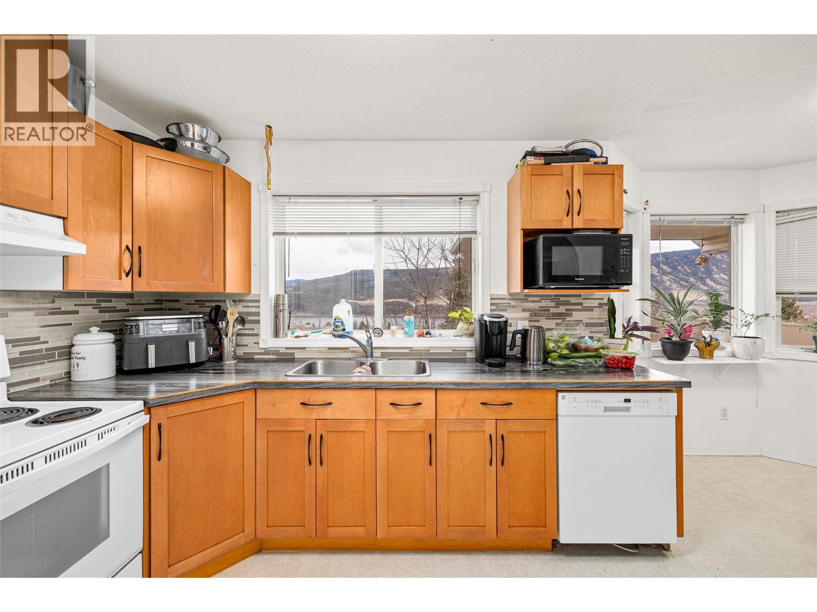 14286 Harmen Road, Lake Country, British Columbia  V4V 2B9 - Photo 14 - 10377112