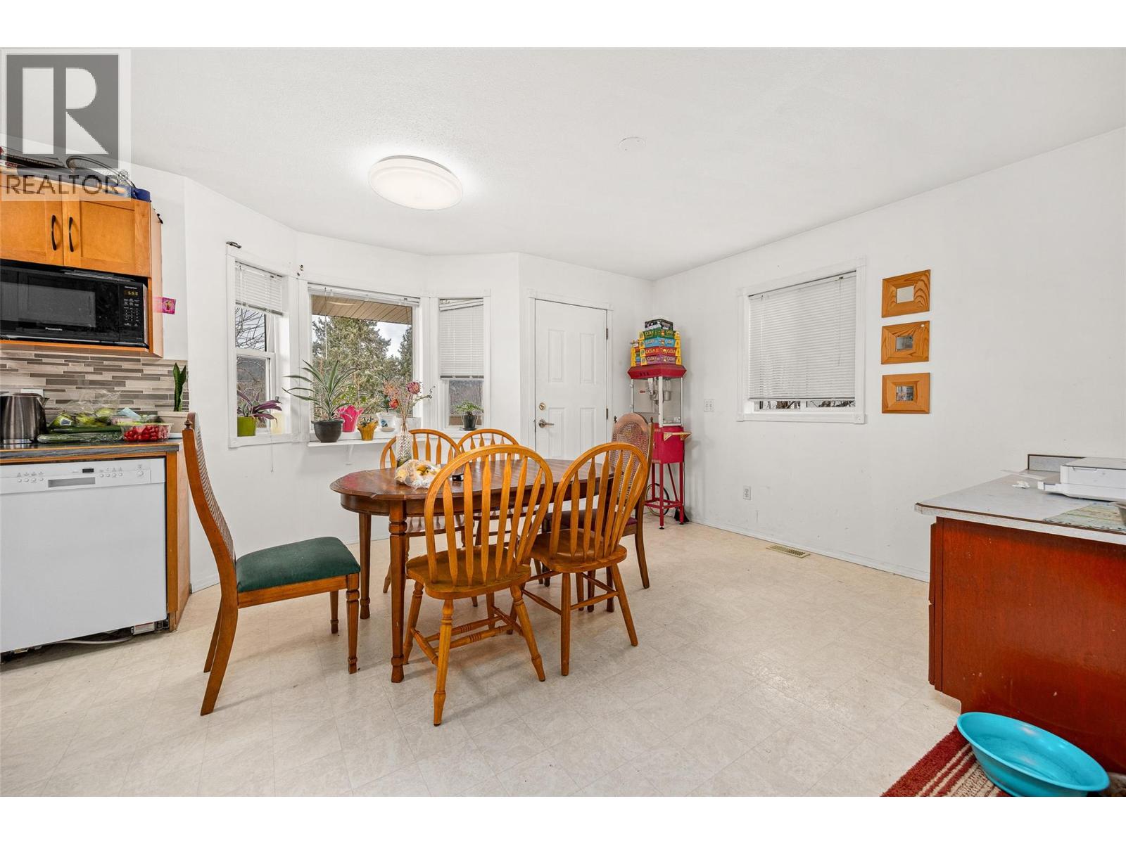 14286 Harmen Road, Lake Country, British Columbia  V4V 2B9 - Photo 16 - 10377112