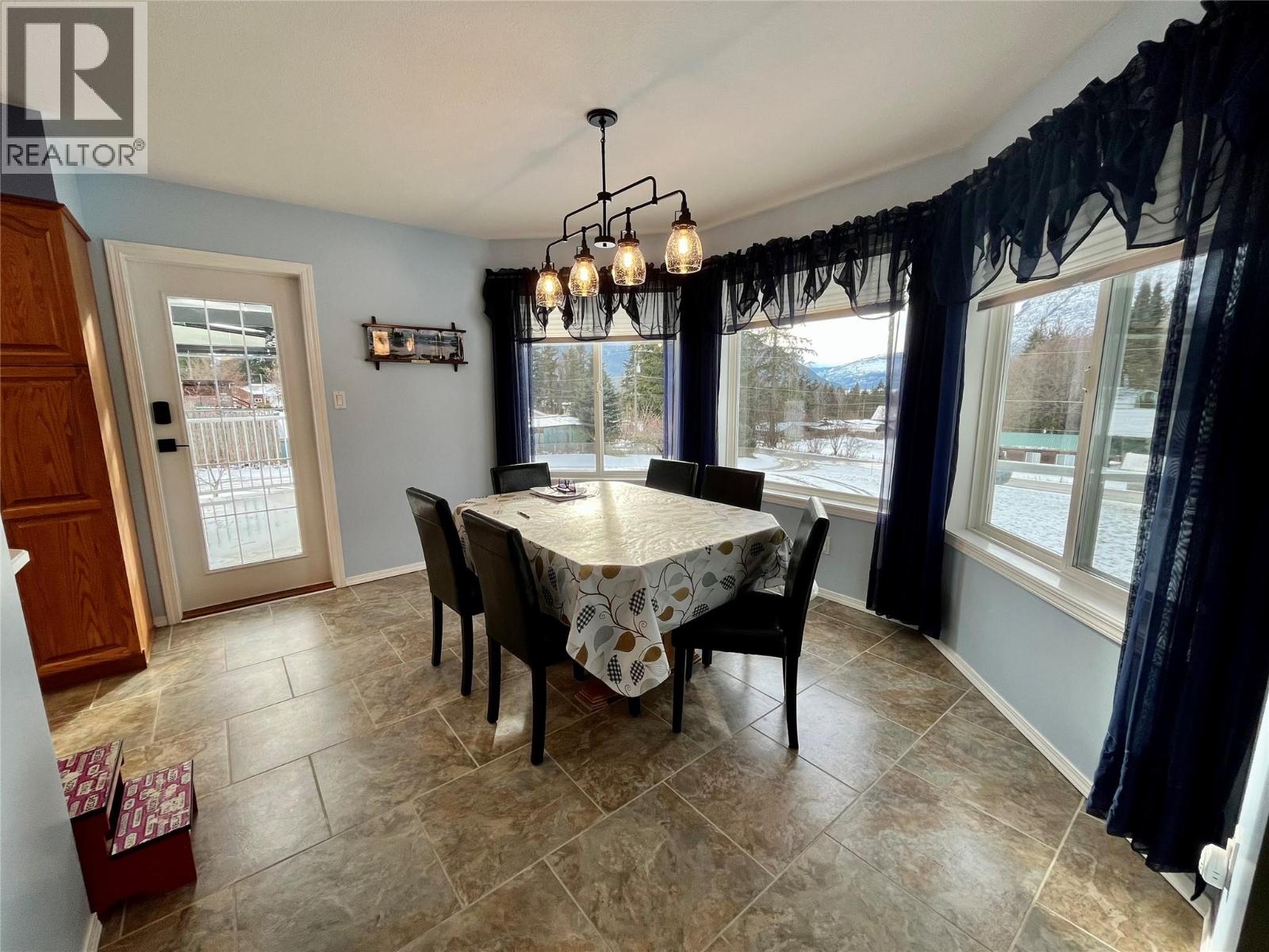 213 Burton School Road, Burton, British Columbia  V0G 1R0 - Photo 10 - 10377699