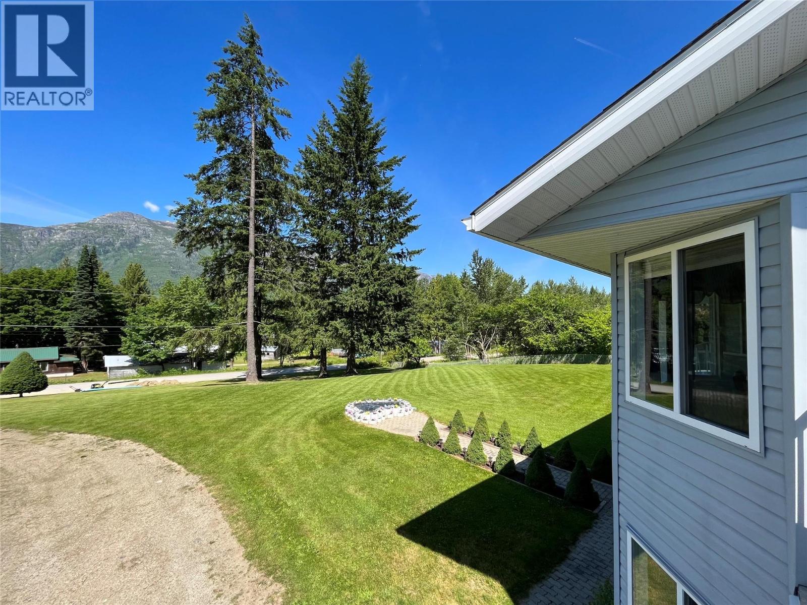 213 Burton School Road, Burton, British Columbia  V0G 1R0 - Photo 66 - 10377699