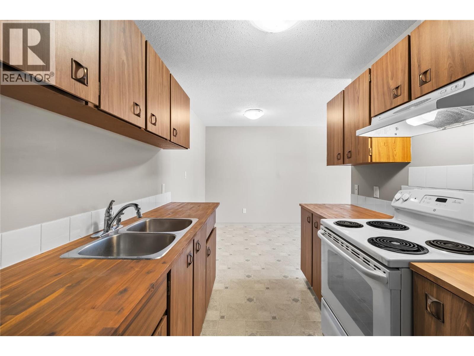 606 18th Avenue N Unit# 404, Cranbrook, British Columbia  V1C 5M1 - Photo 18 - 10377236