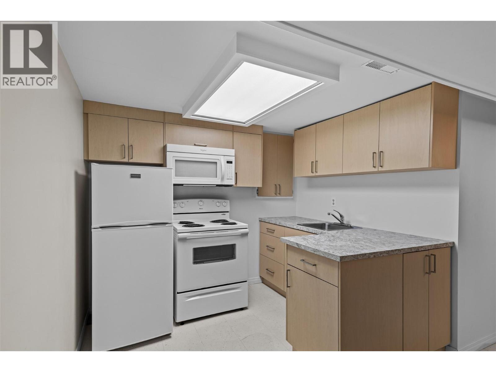 1335 Columbia Street, Kamloops, British Columbia  V2C 2W6 - Photo 19 - 10368901