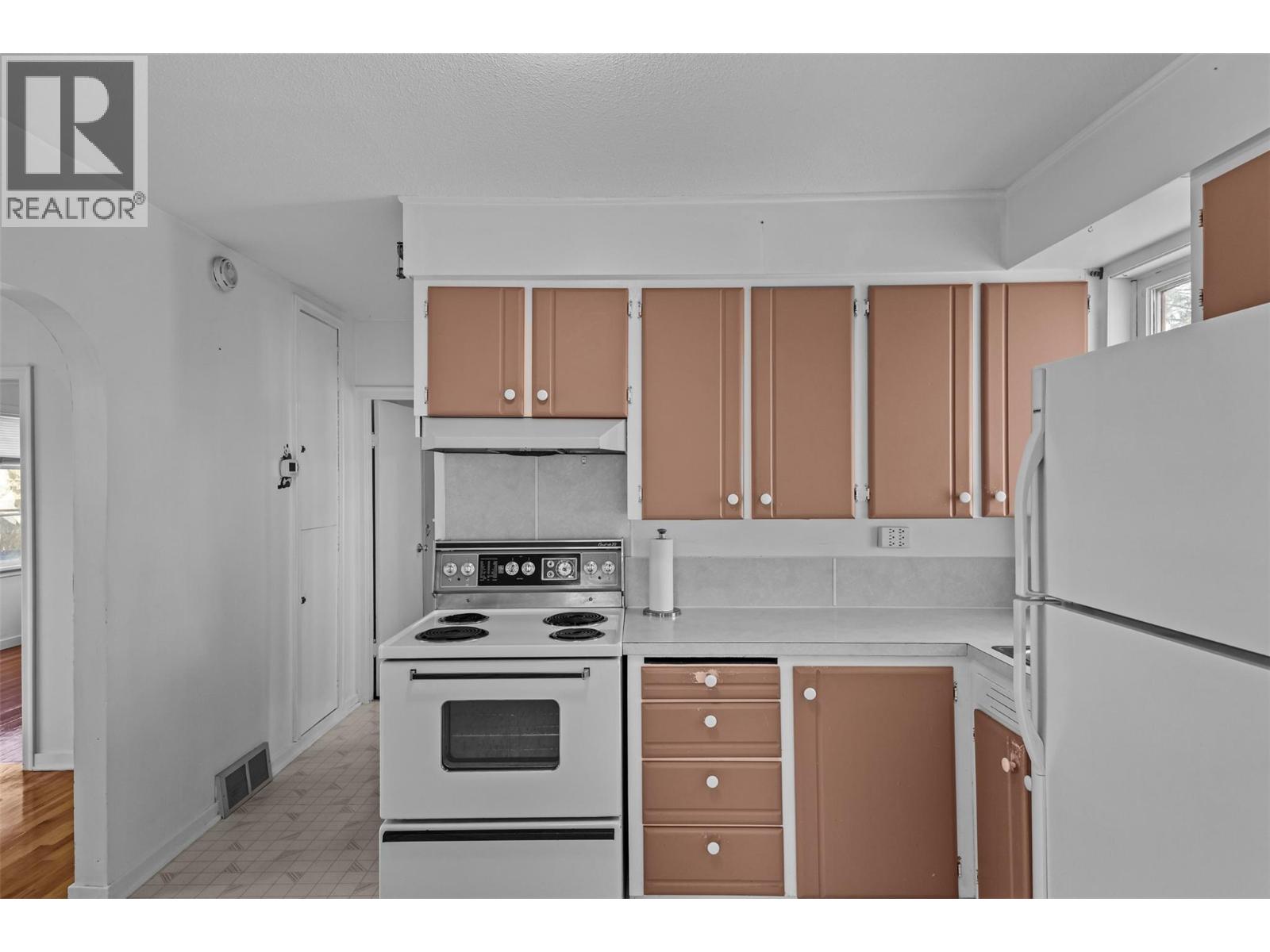 1335 Columbia Street, Kamloops, British Columbia  V2C 2W6 - Photo 6 - 10368901