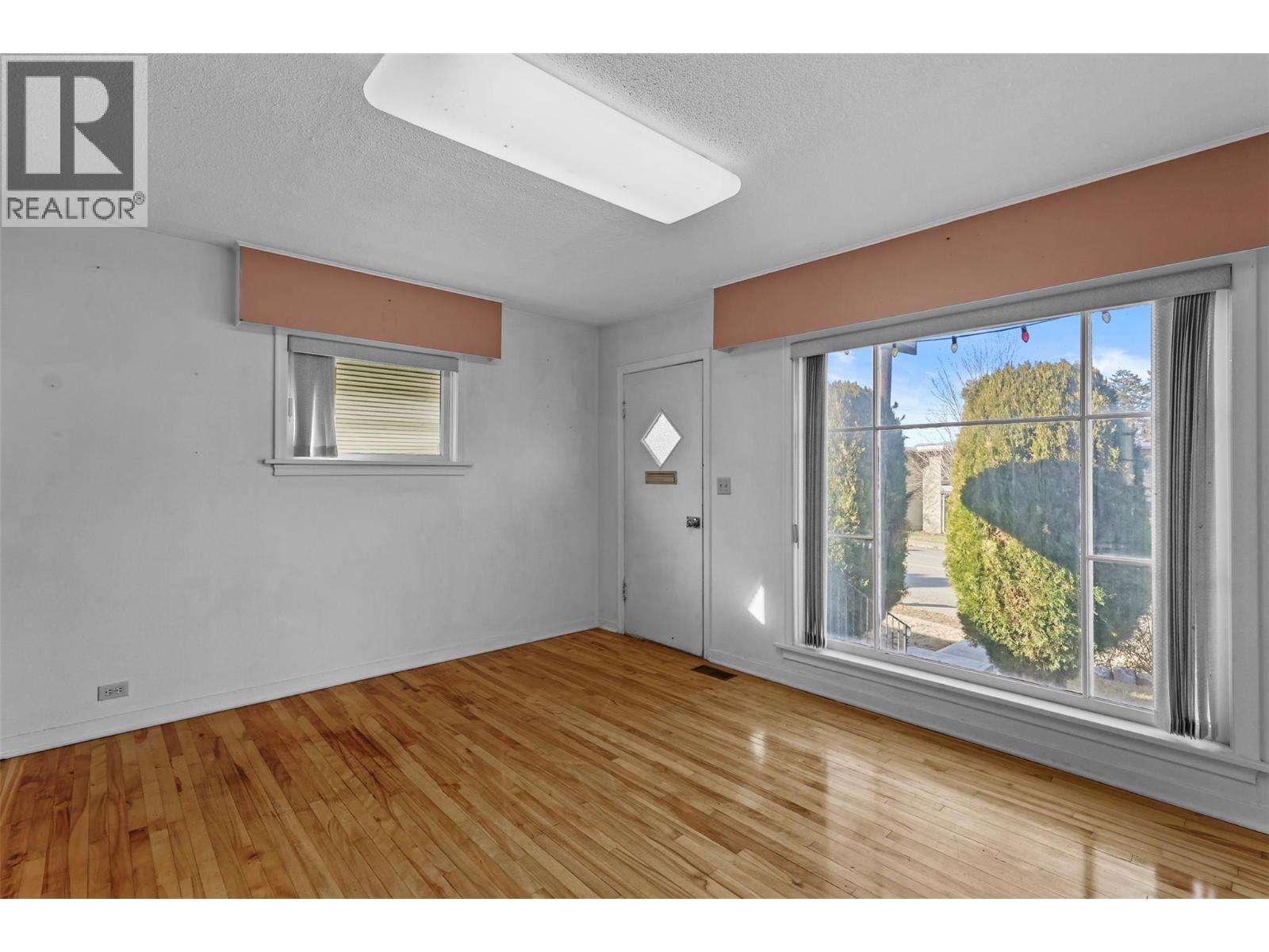 1335 Columbia Street, Kamloops, British Columbia  V2C 2W6 - Photo 8 - 10368901