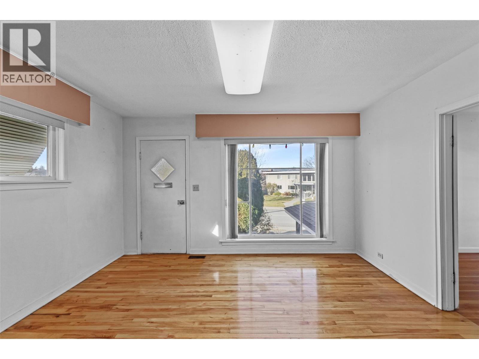 1335 Columbia Street, Kamloops, British Columbia  V2C 2W6 - Photo 9 - 10368901