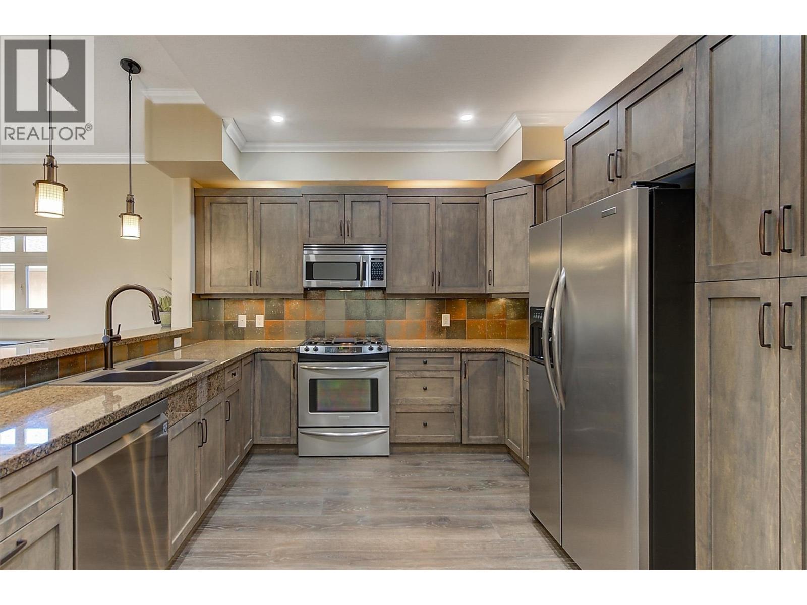 3996 Beach Avenue Unit# 314, Peachland, British Columbia  V0H 1X5 - Photo 5 - 10377858