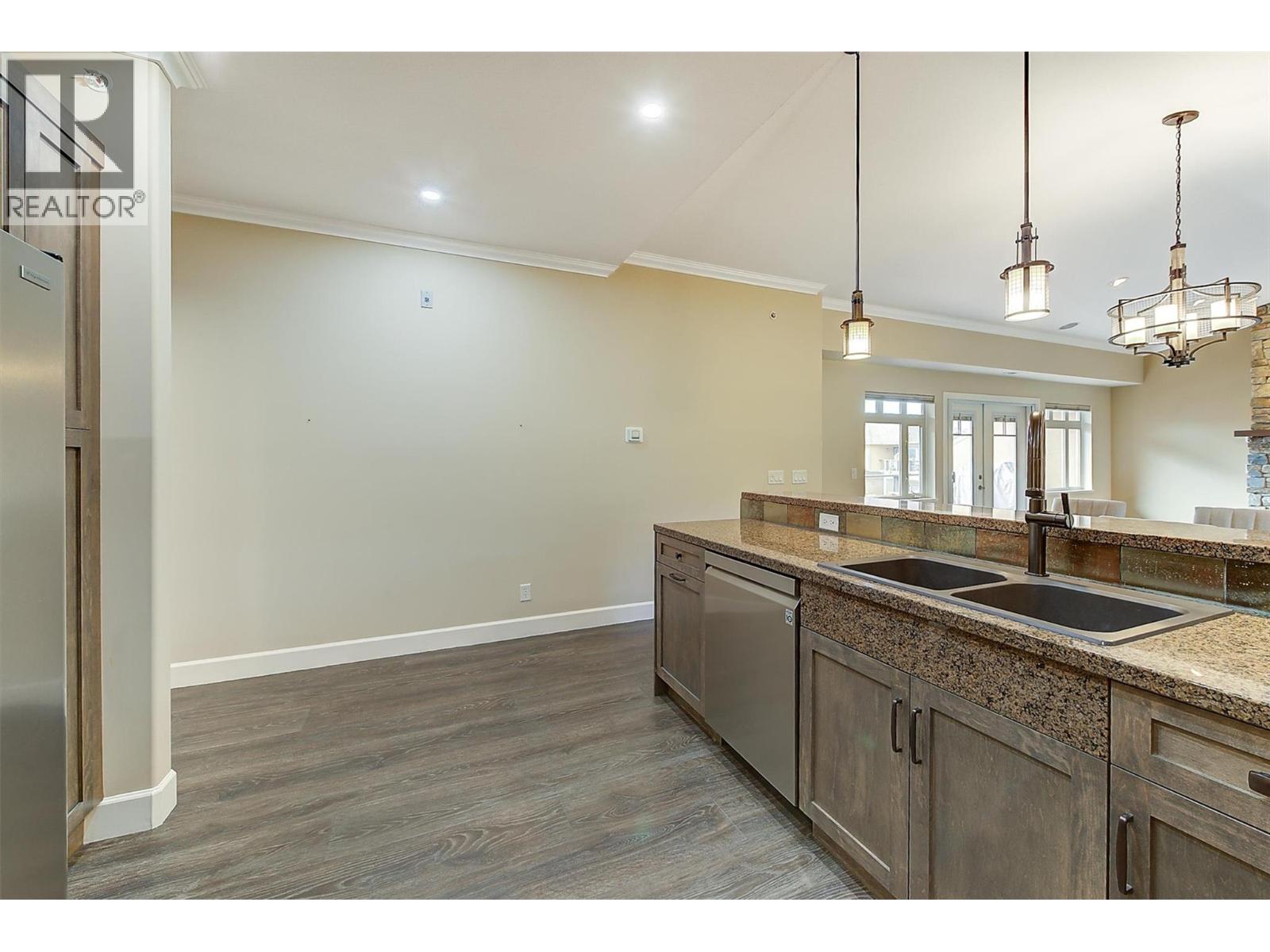 3996 Beach Avenue Unit# 314, Peachland, British Columbia  V0H 1X5 - Photo 6 - 10377858