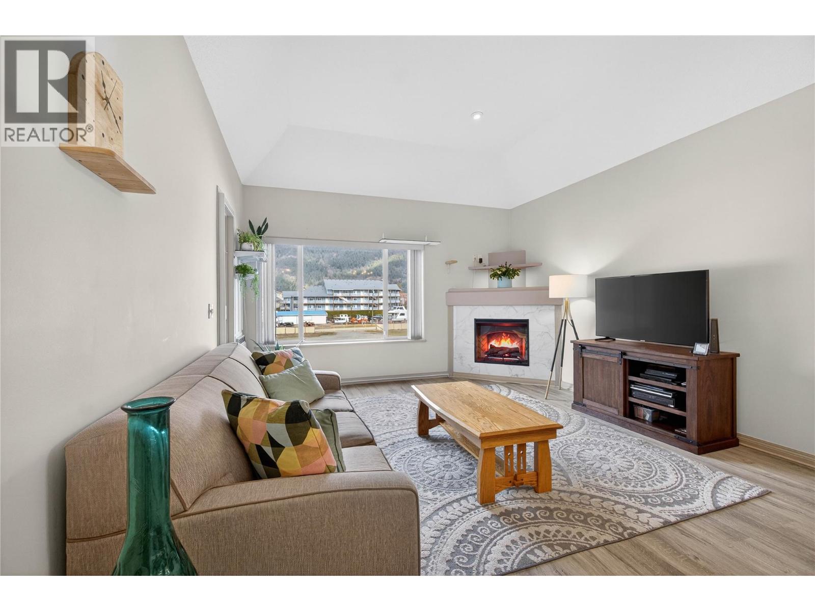 1002 Riverside Avenue Unit# 314, Sicamous, British Columbia  V0E 2V1 - Photo 16 - 10377681