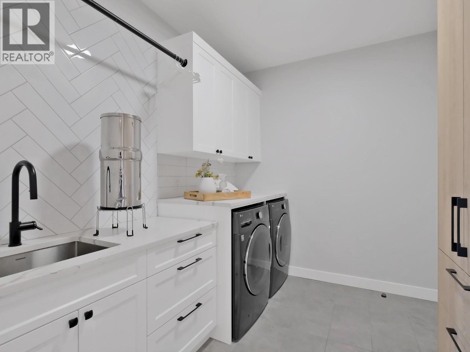 2162 Tramonto Court, Kelowna, British Columbia  V1P 1V1 - Photo 16 - 10376912