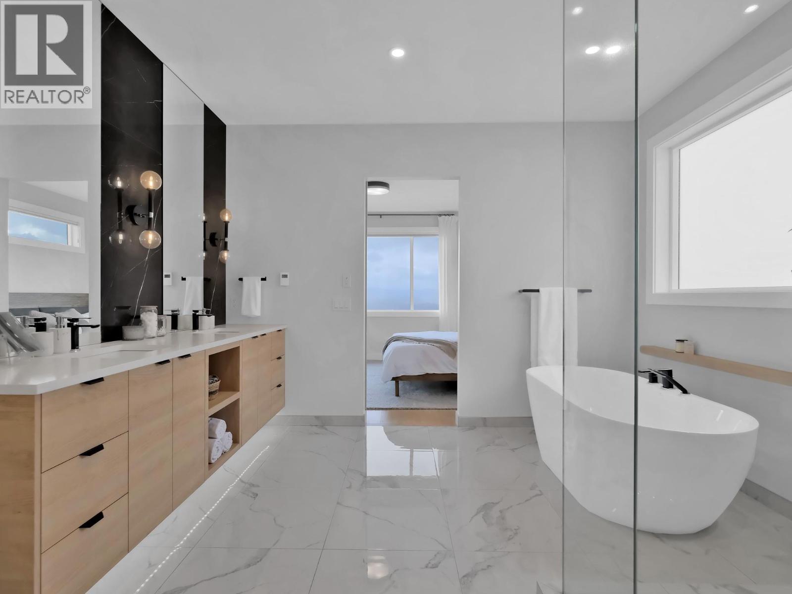 2162 Tramonto Court, Kelowna, British Columbia  V1P 1V1 - Photo 21 - 10376912