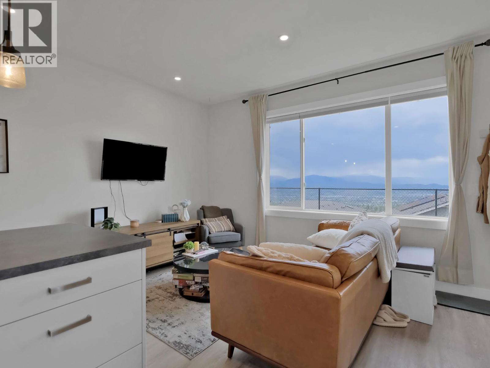 2162 Tramonto Court, Kelowna, British Columbia  V1P 1V1 - Photo 39 - 10376912