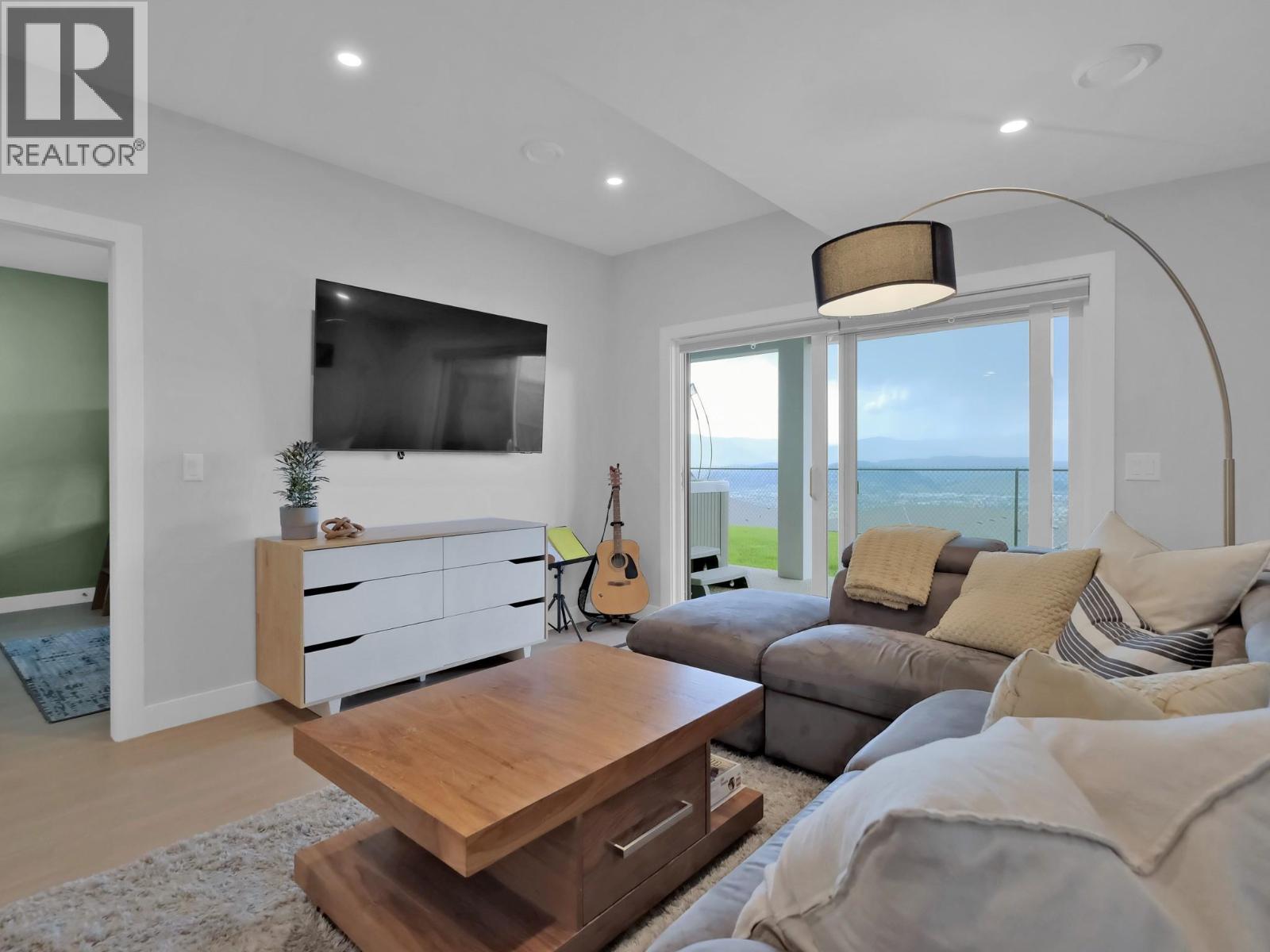 2162 Tramonto Court, Kelowna, British Columbia  V1P 1V1 - Photo 47 - 10376912