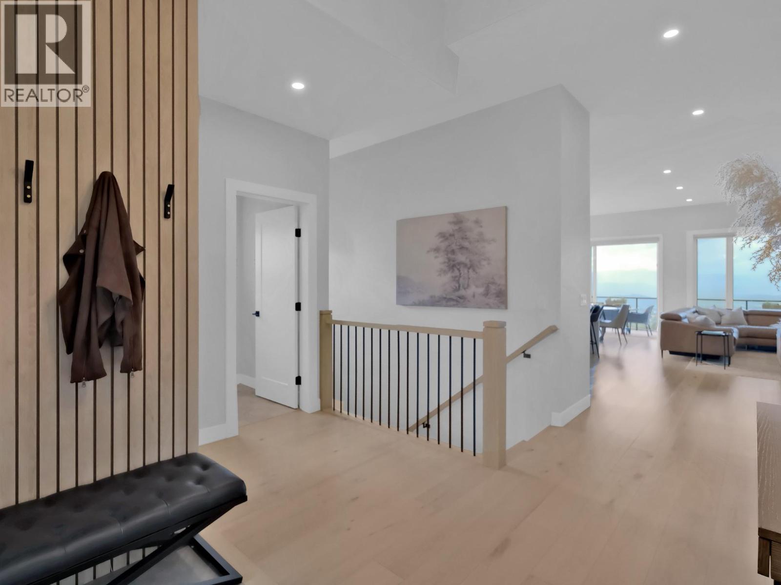 2162 Tramonto Court, Kelowna, British Columbia  V1P 1V1 - Photo 5 - 10376912