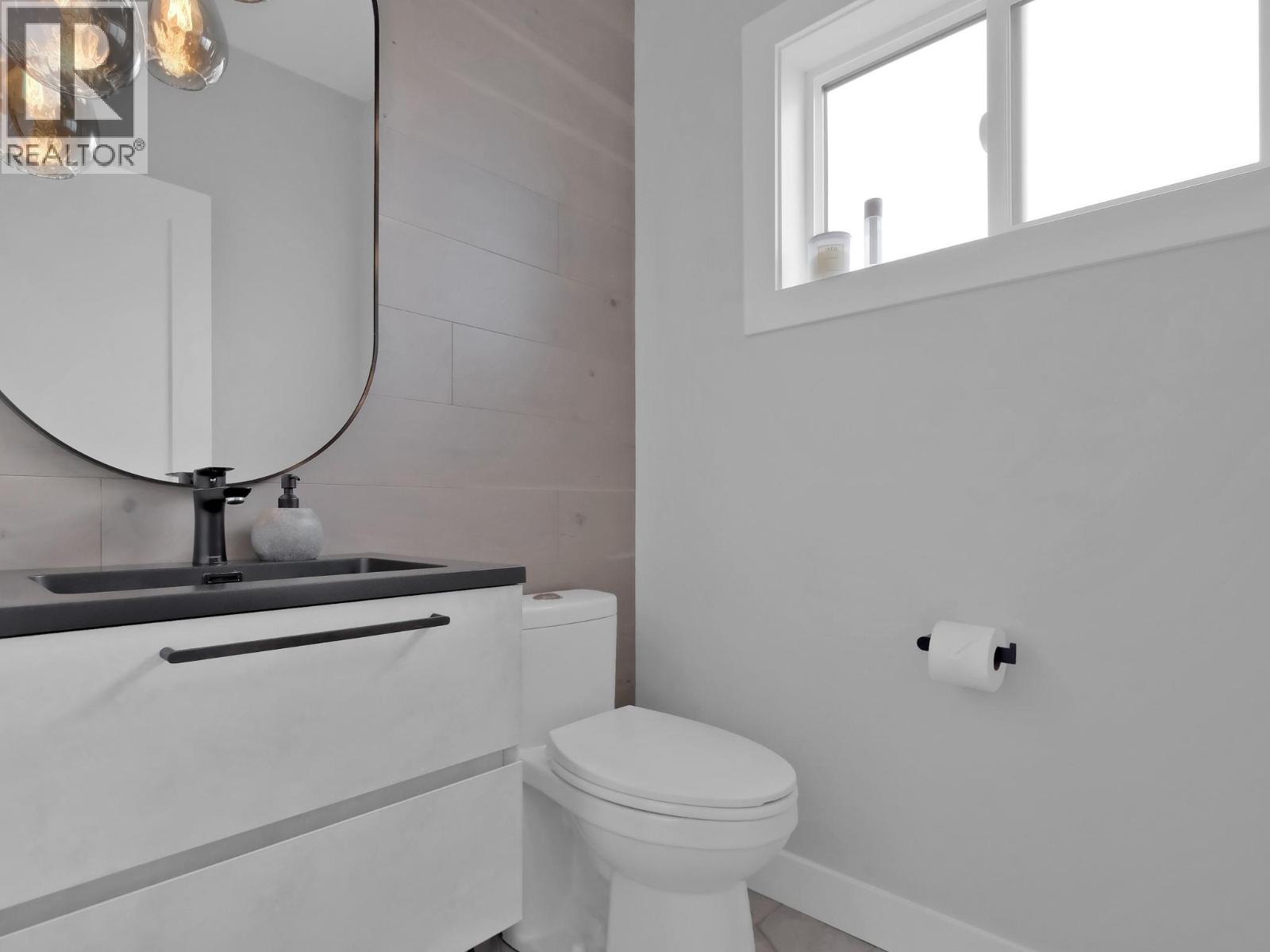 2162 Tramonto Court, Kelowna, British Columbia  V1P 1V1 - Photo 54 - 10376912