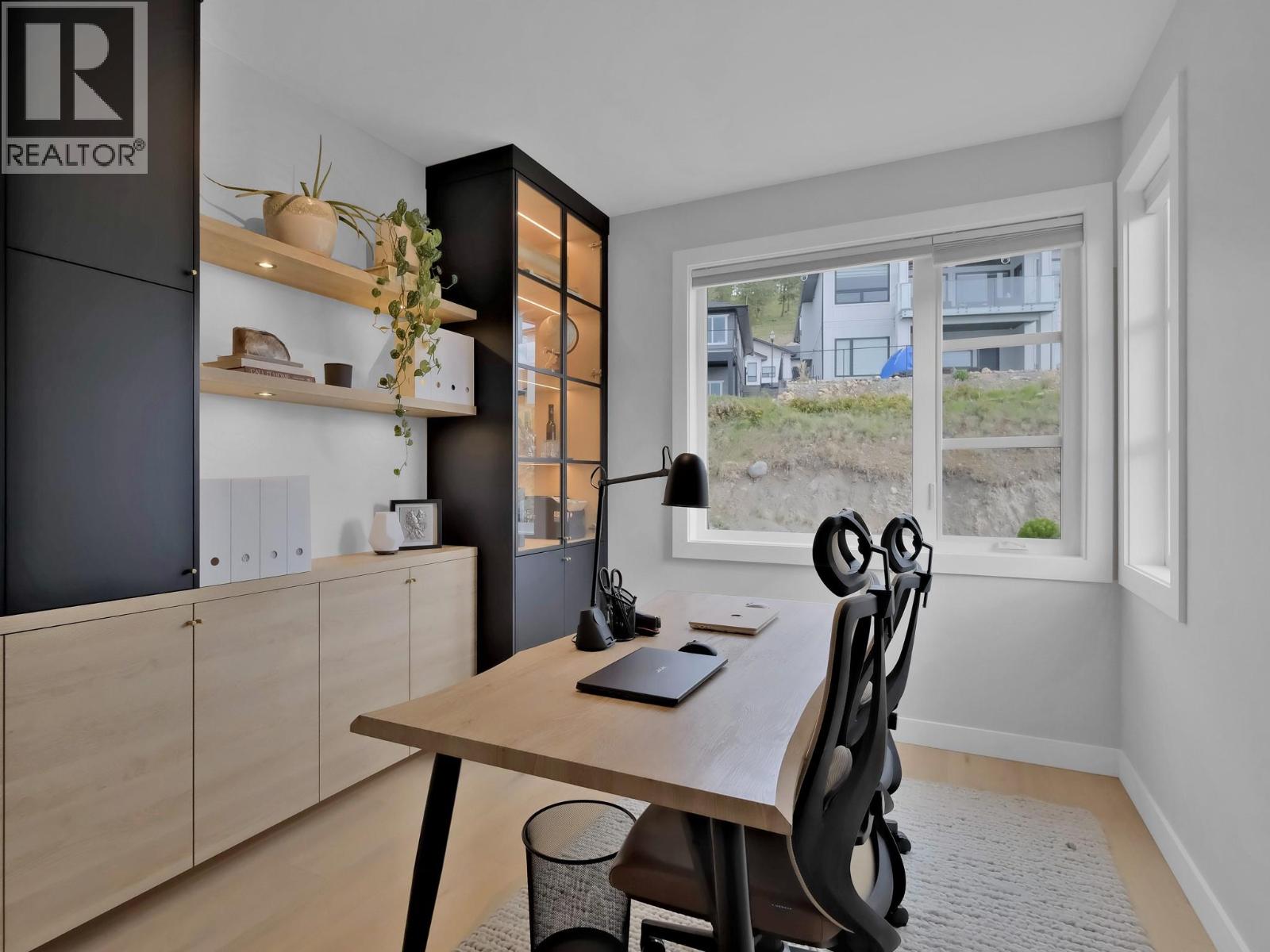 2162 Tramonto Court, Kelowna, British Columbia  V1P 1V1 - Photo 6 - 10376912