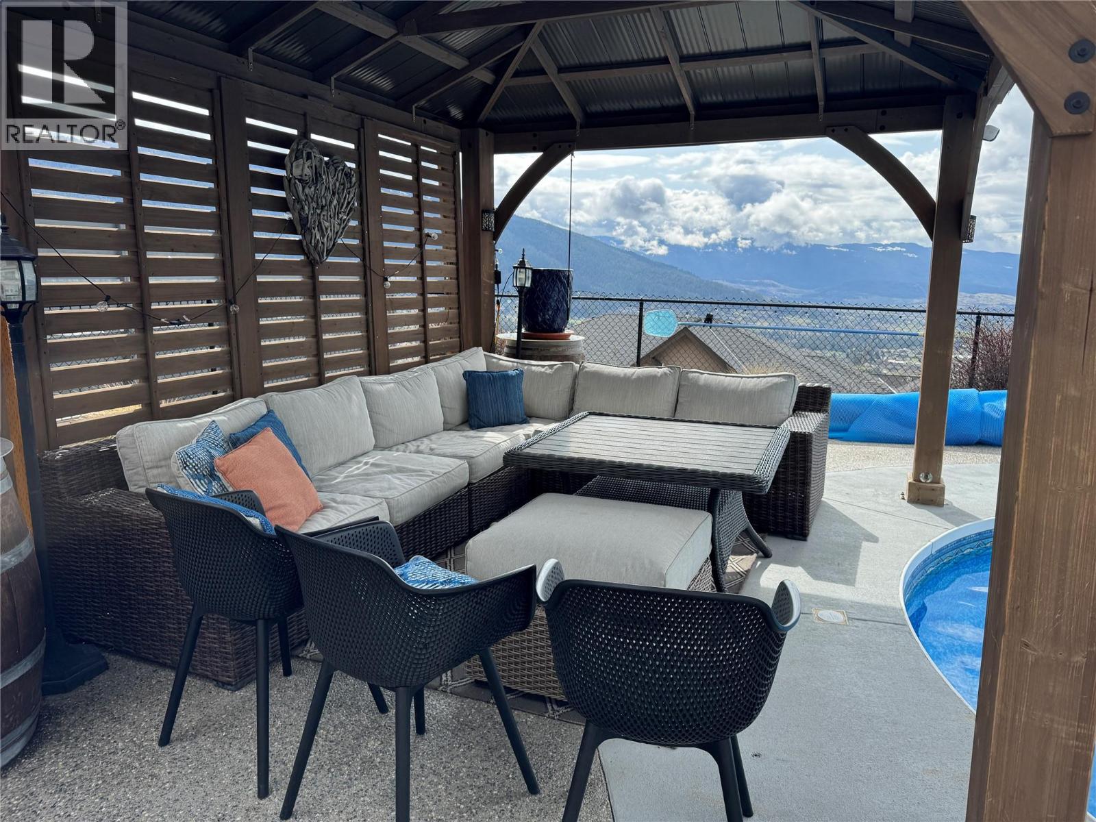 7193 Apex Drive, Vernon, British Columbia  V1B 4E4 - Photo 12 - 10376315