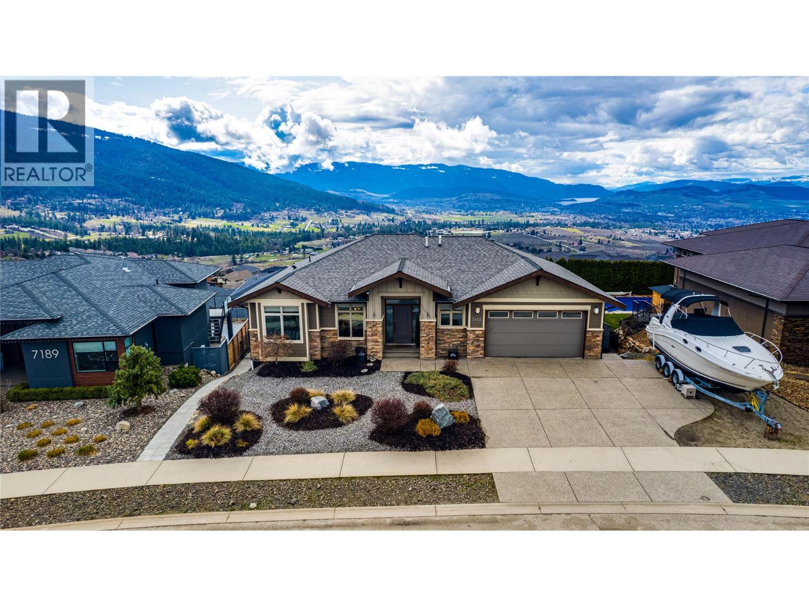 7193 Apex Drive, Vernon, British Columbia  V1B 4E4 - Photo 2 - 10376315