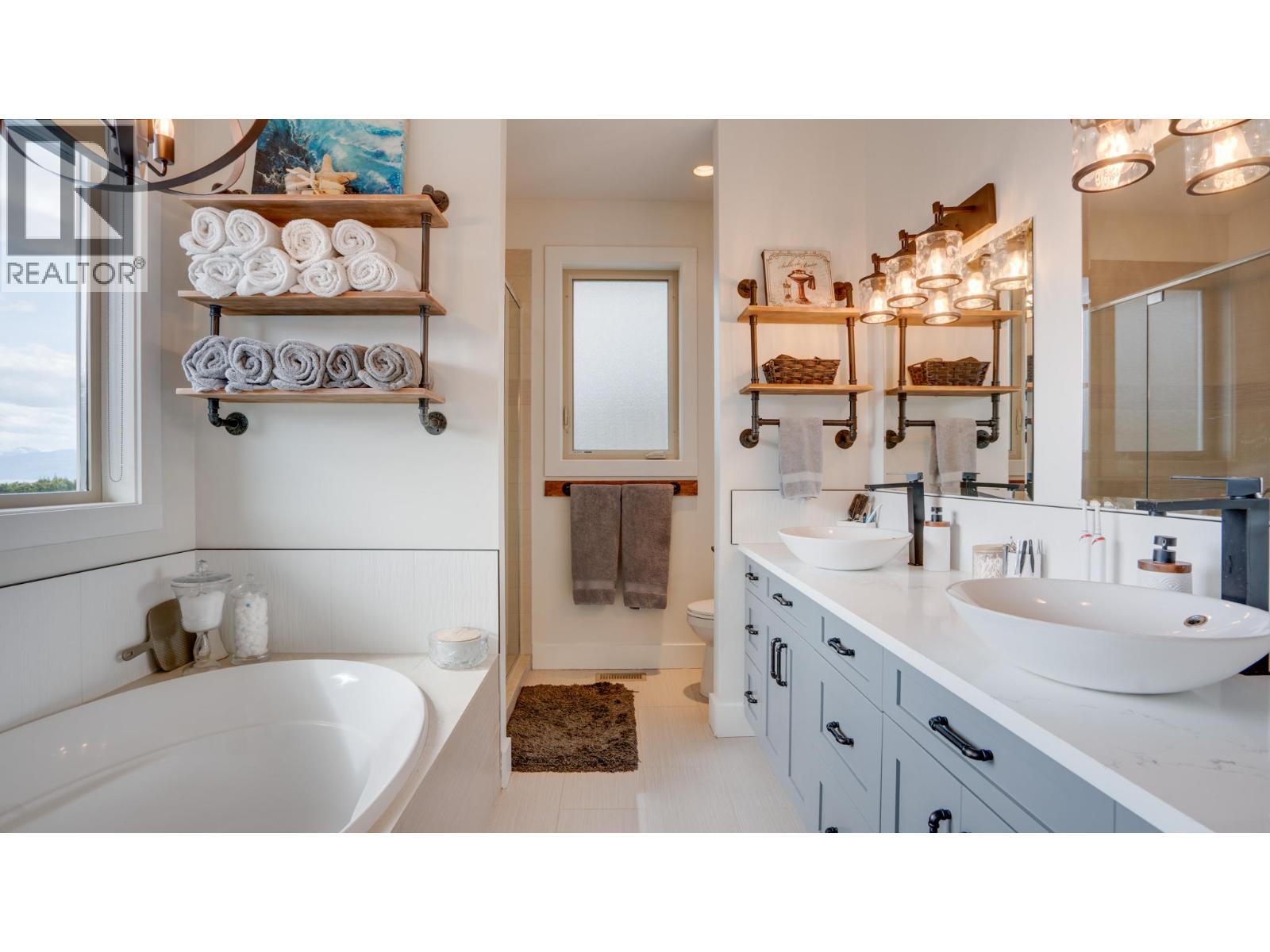 7193 Apex Drive, Vernon, British Columbia  V1B 4E4 - Photo 35 - 10376315