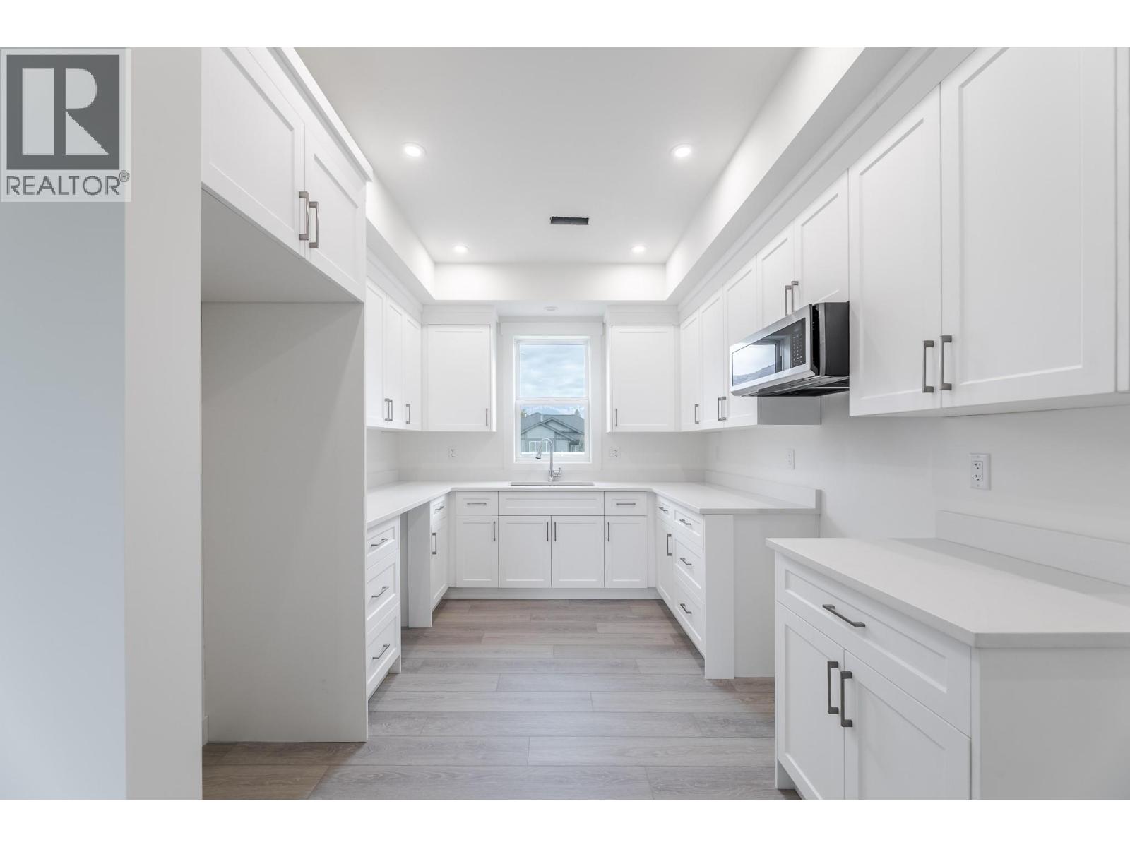 396 11th Avenue, Keremeos, British Columbia  V0X 1N3 - Photo 15 - 10377859