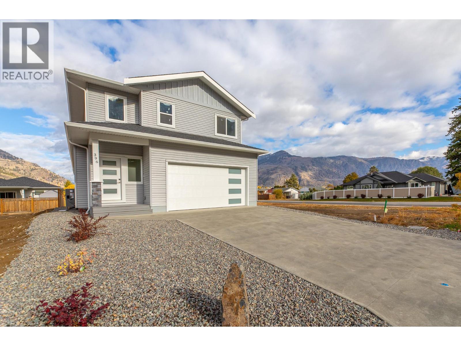 396 11th Avenue, Keremeos, British Columbia  V0X 1N3 - Photo 3 - 10377859
